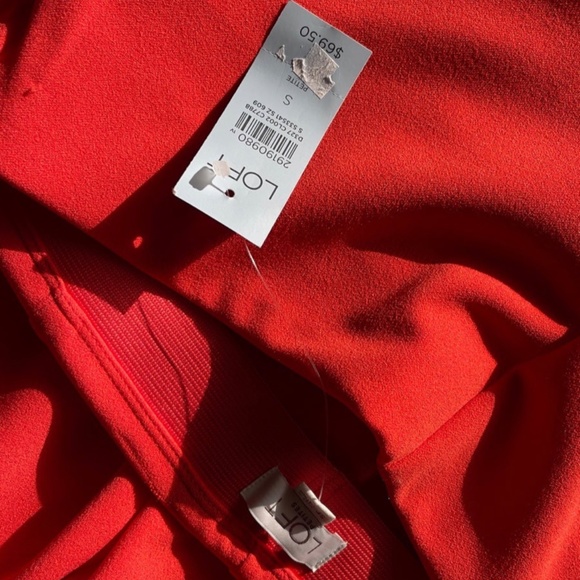 Loft Tapered Coral Pants size small - Picture 5 of 5